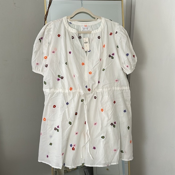 Velvet by Graham & Spencer Cleo Embroidered Mini Dress NWT - Picture 6 of 7
